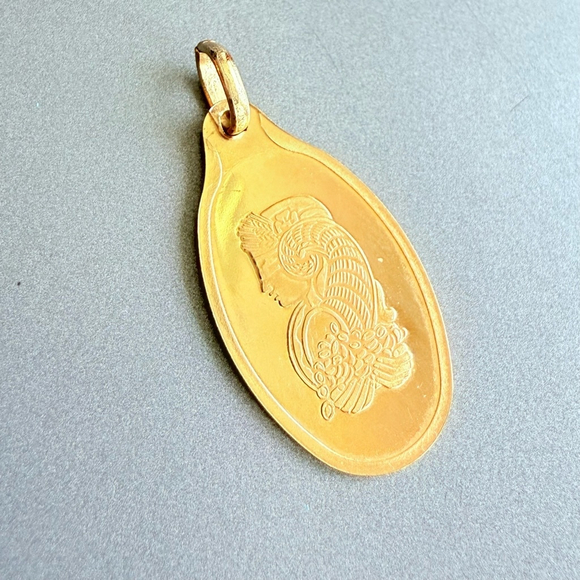 Milor 2 Gram Lady Fortuna PAMP Suisse Gold Bar 14k Gold Pendant w/ Packaging - Picture 2 of 6